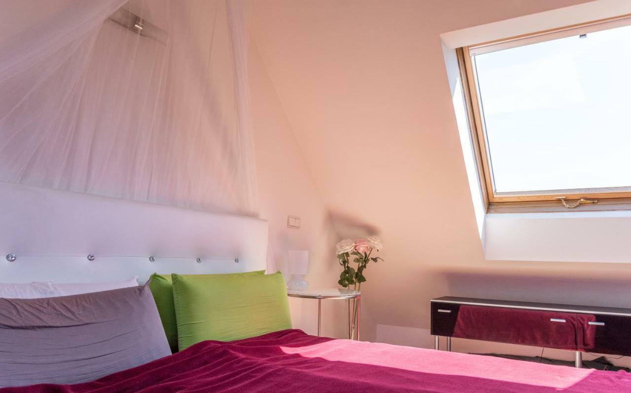 Maisonette Apartment Am Bahnhof - Adults Only Innsbruck Esterno foto